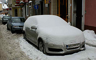 Czy warto myć auta zimą?